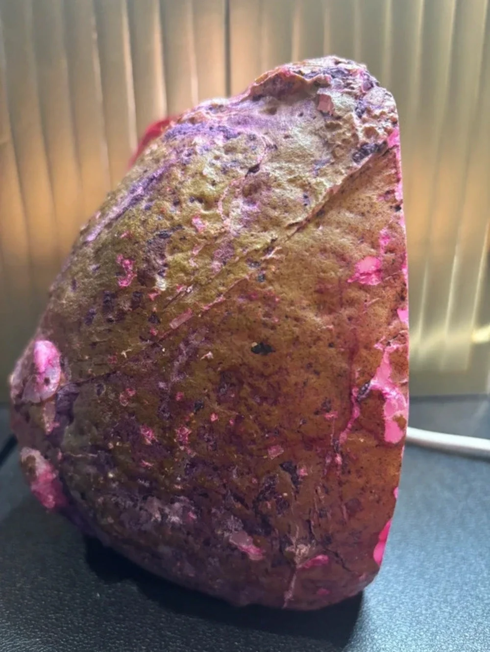 Natural Pink Agate Slice Geode Crystal Accent Table Lamp